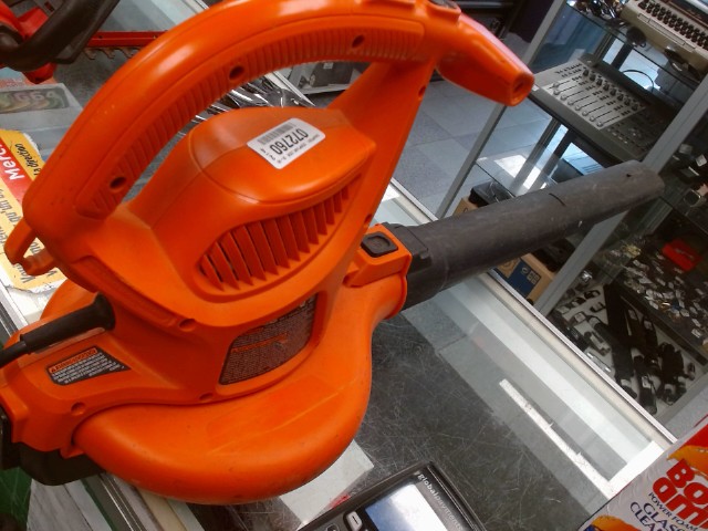 Souffleuse a feuille filaire