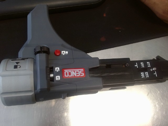 Screwdriver for drywall