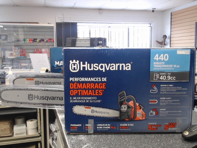 Chainsaw husqvarna 440 neuve en boite