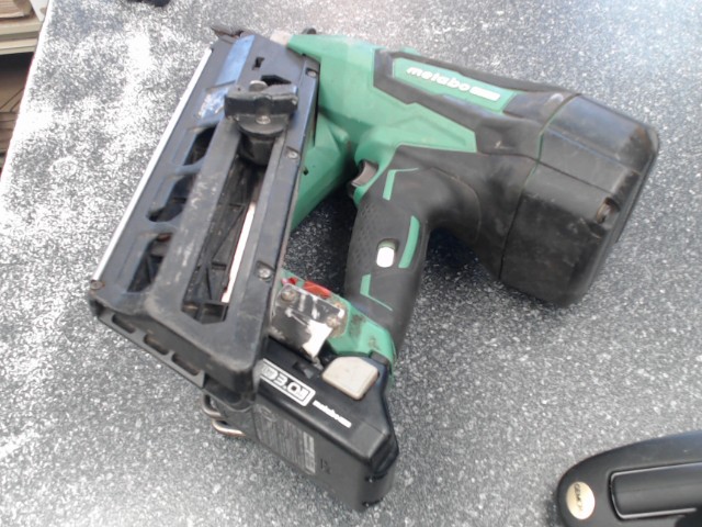 Framing nailer metabo avec batterie