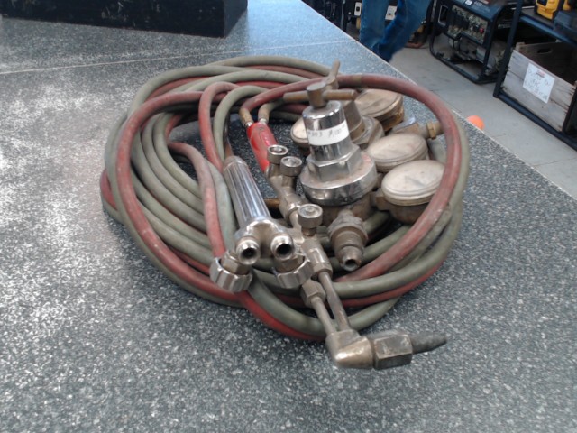 Kit cable et torche de soudure