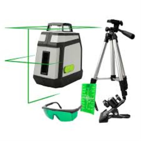 Laser avec trpied dans coffre vert