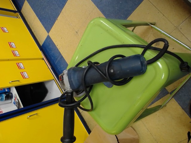 Bosch grinder a fil complete