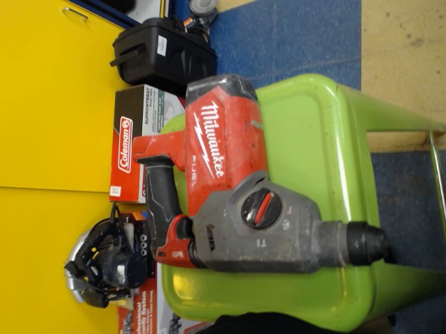 Milwaukee sds rotary hammer
