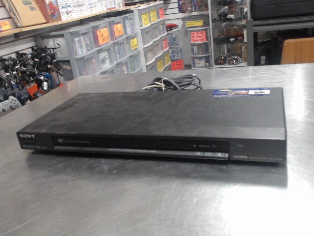 Lecteur dvd avec man+fil