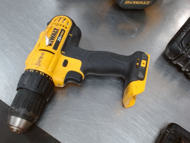 Drill driver dewalt