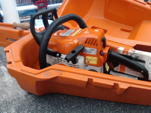 Chainsaw stihl ms170 +case