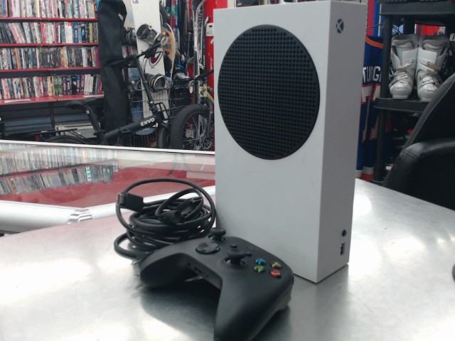 Console xbox serie s 500gb av man blanch