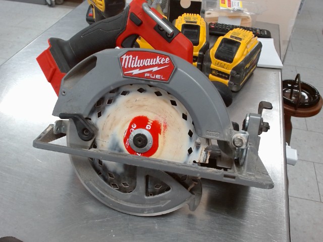 Scie ronde circulaire milwaukee