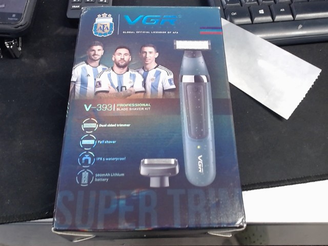 Blade shaver kit in box