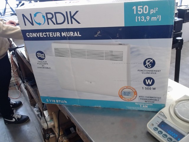 Wall mounted convection heater 1500w