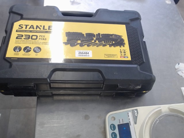 Ensemble d'outils pour mecaniciens chome