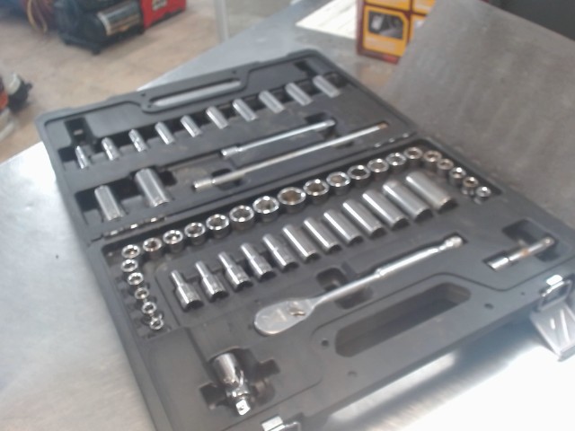 Kit douille maximum 53p