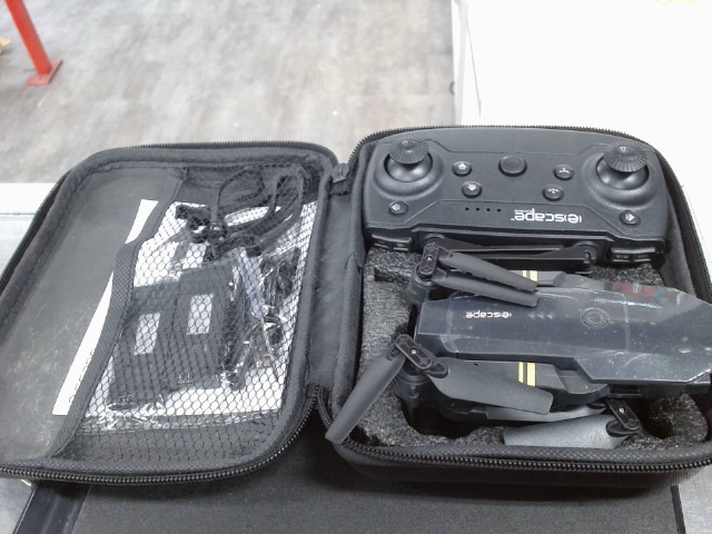 Drone d'interieur+acc complet+etuis
