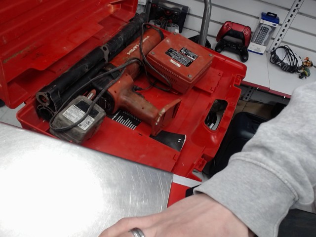 Hilti gun a adhesion avec chargeur
