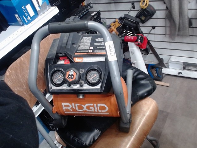 Compresseur avec batterie