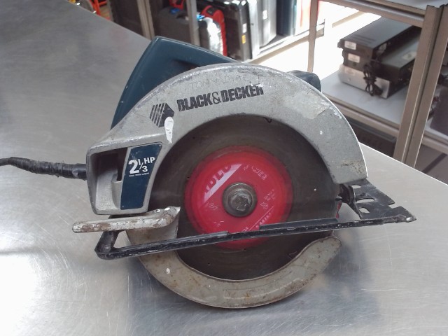 Scie ronde black&decker