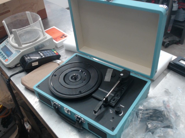 Suitcase record player in box blue