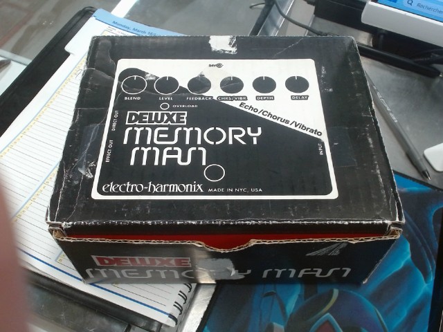 Deluxe memory man xo echo chorus pedal