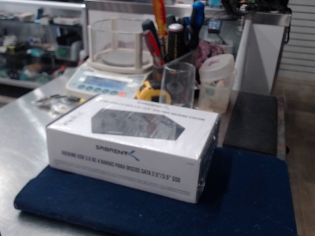 Sdd/hdd docking station