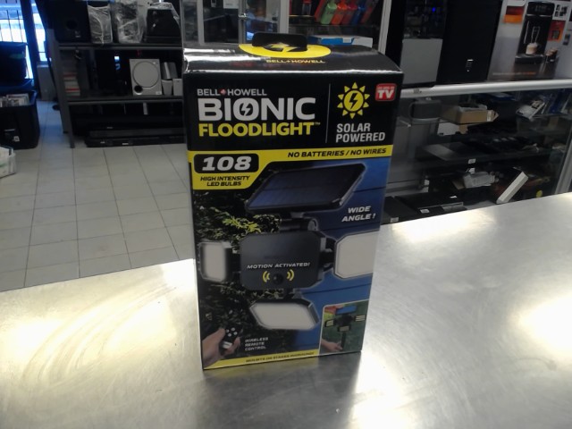 Lumiere a energie solaire dans boite