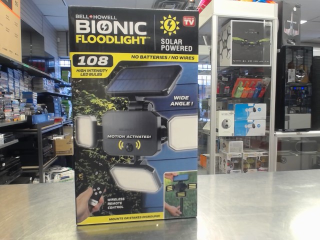 Lumiere a energie solaire dans boite