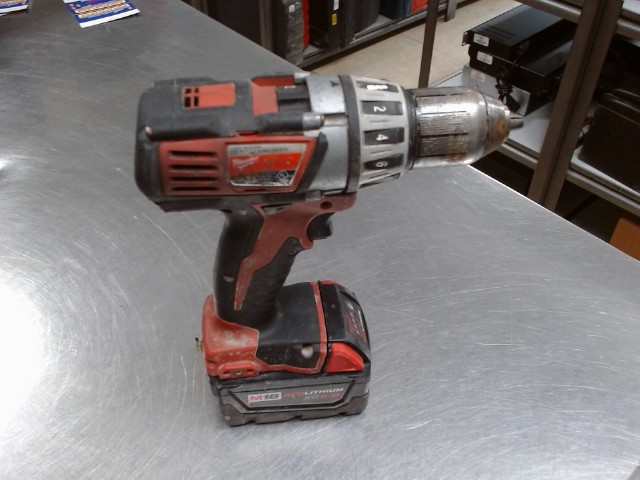 Drill sans fil milwaukee av batterie