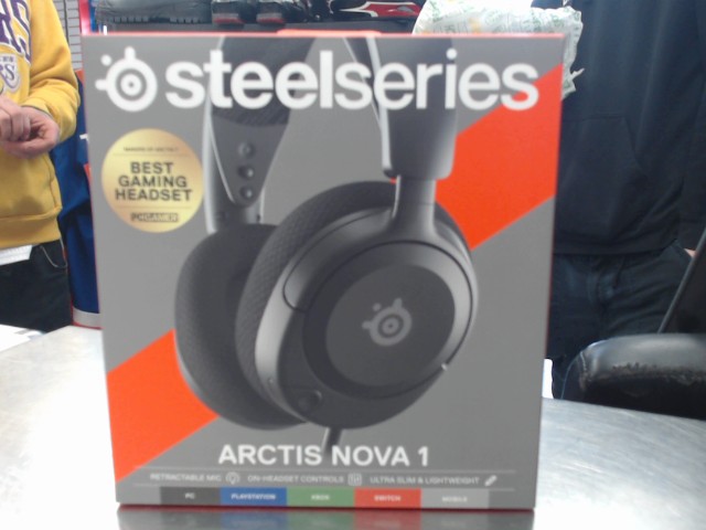 Casque filaire en boite toute console