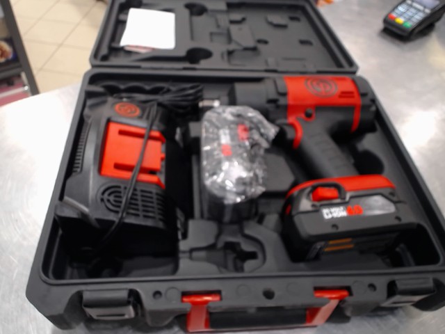 Impact x2 batterie chargeur neuf