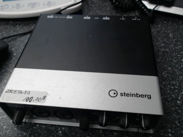 Usb audio interface steinberg ur22