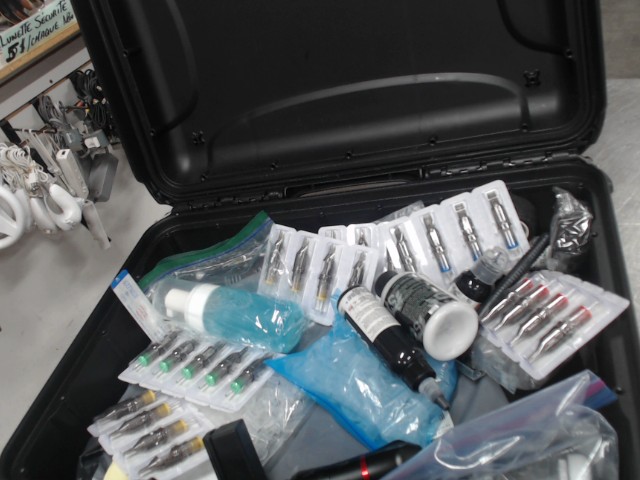 Machine a tattoo+acc dcase