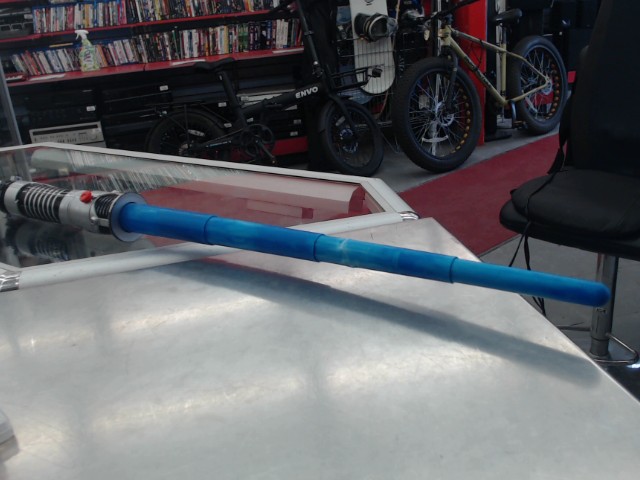 Jouet epes de star wars bleu use