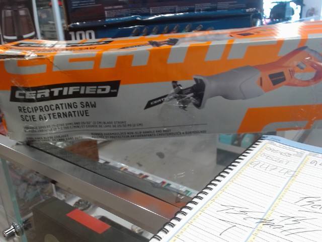 Reprocating saw variable speed