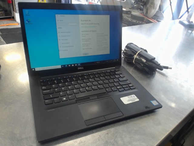 I7-7800u/16gbram/500ssd + chg (win10)