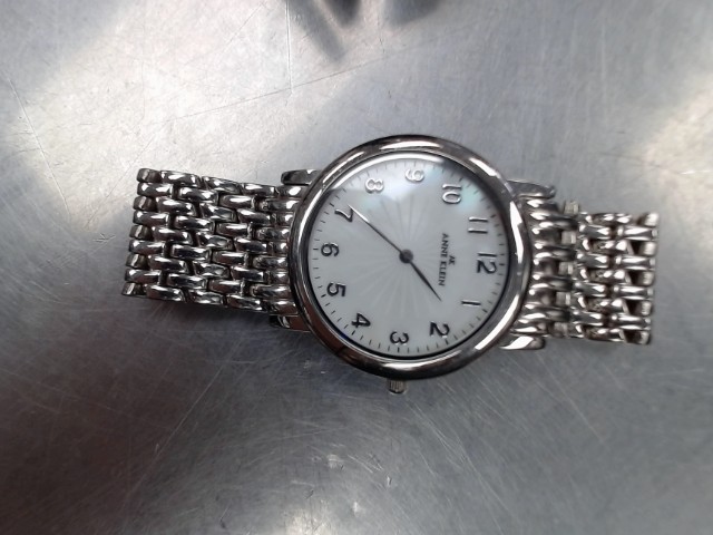 Anne klein montre
