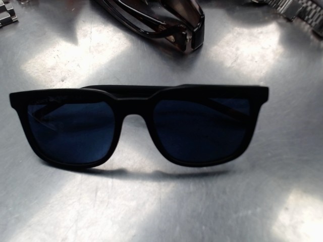 Lacoste l948s lunette