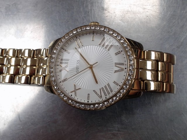 Guess montre dor�e