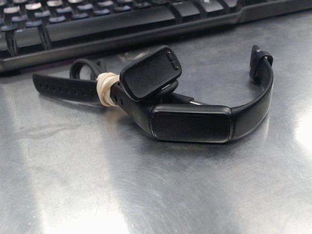 Fitbit avec chargeur