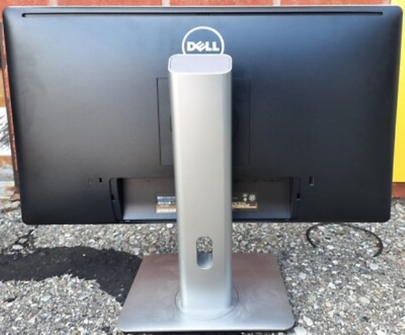 Ecran dell avec pied et cable