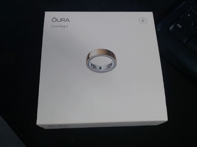 Oura ring 4 brand new