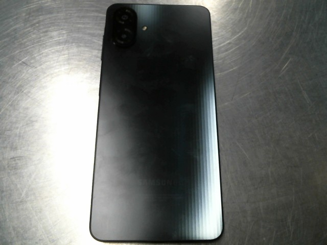 Galaxy a07  noir avec chargeur