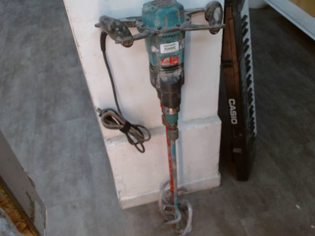 Melangeur a beton rouge vert