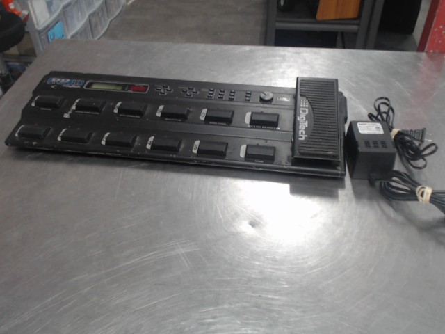 Pedale multi-effets+chargeur