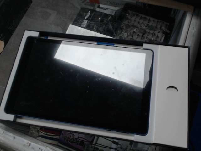 Tablette fitifun bleu dans boite