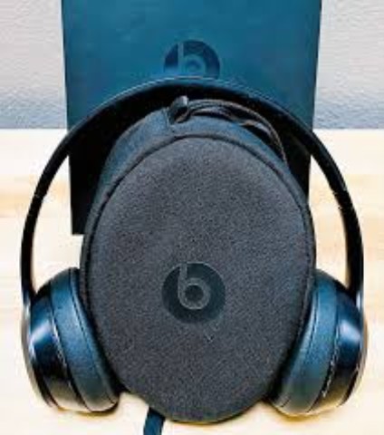 Beats solo 3 dans la boite