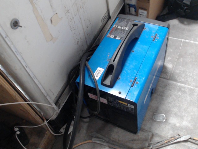 Soudeur mastercraft bleu a ame en flux