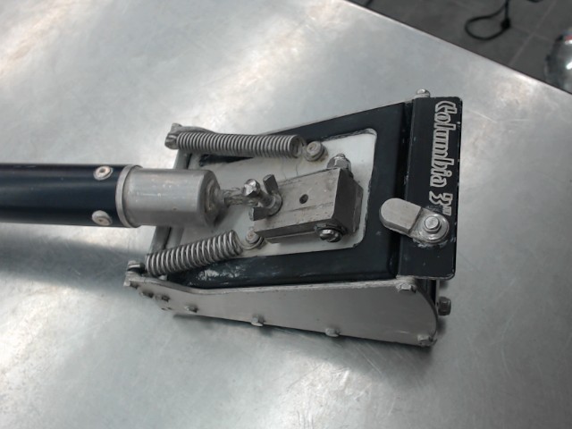 Tape tool drywall head