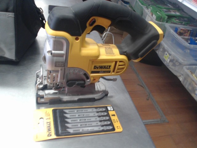 Scie sauteuse dewalt a batt sans batt