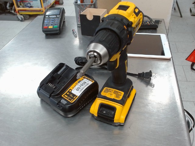 Drill avec batterie 2ah et charger