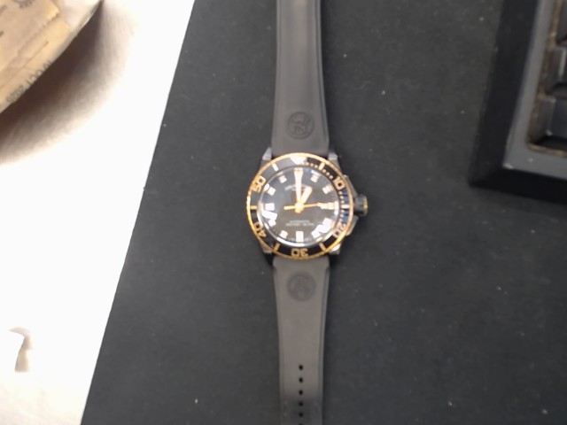 Montre armand nicolet automatic